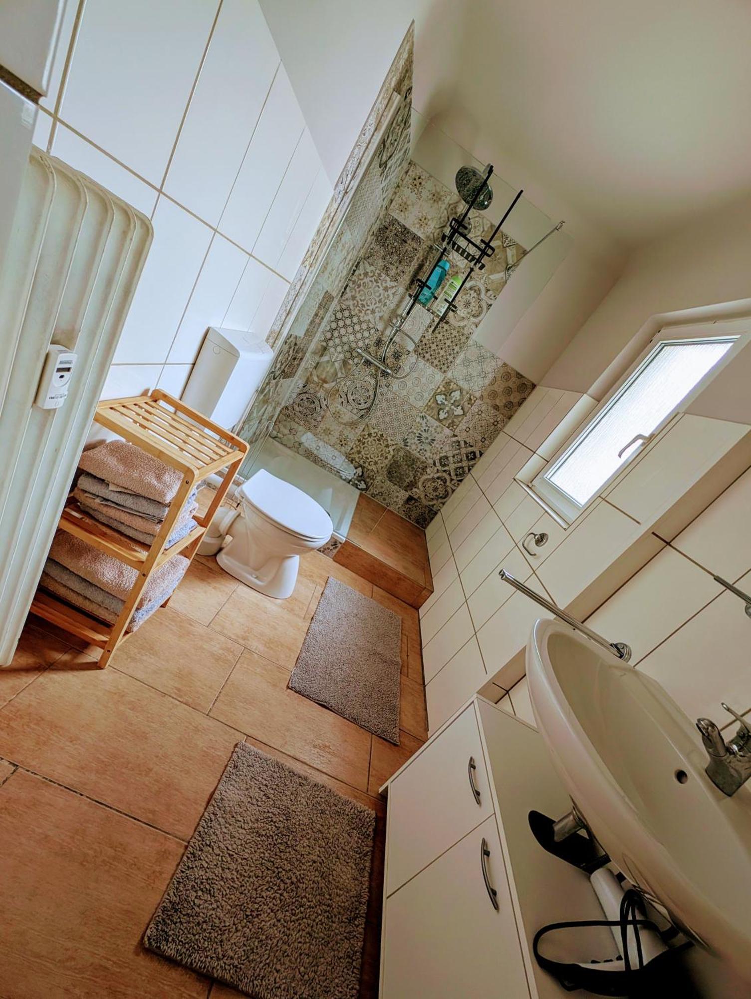 Fewo Bambi Idar-Oberstein - Naturtraum Hunsrueck - 2 Schlafzimmer - Netflix Bagian luar foto
